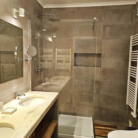 Super Flat In Old Town * كاسكايس